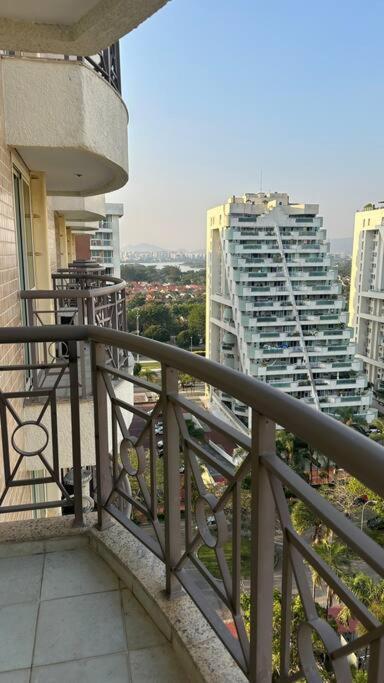 Apartment Barra Premium - Flat 03 Piscina, Academia, Praia, Ate 4