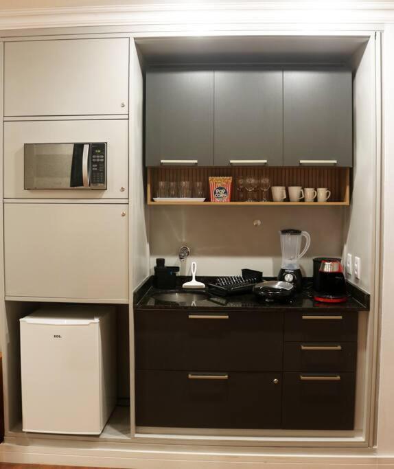 Barra Premium - Flat 03 Piscina, Academia, Praia, Ate 4 Apartment *