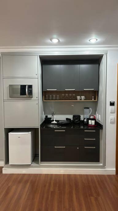Apartment Barra Premium - Flat 03 Piscina, Academia, Praia, Ate 4
