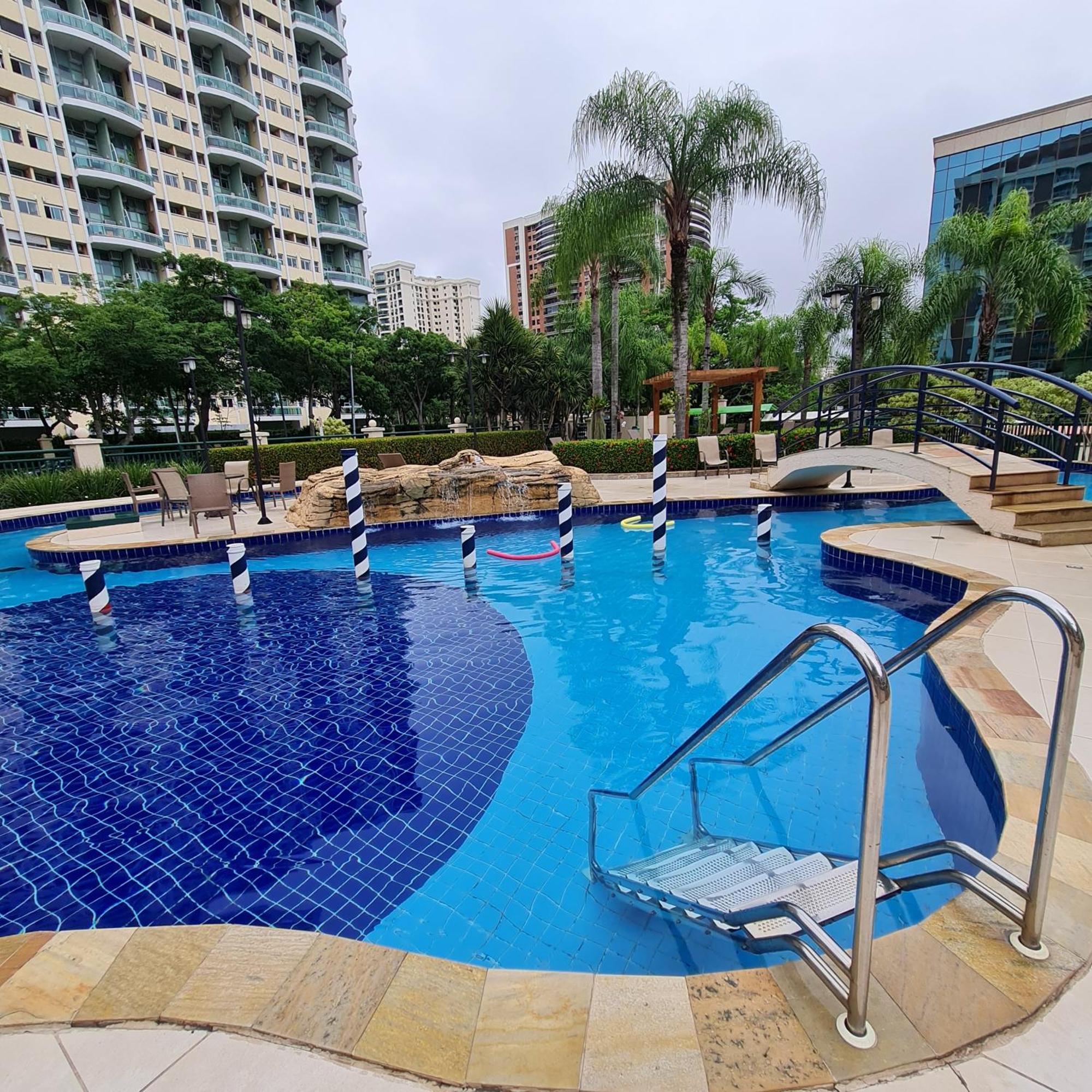 Apartment Barra Premium - Flat 03 Piscina, Academia, Praia, Ate 4 *